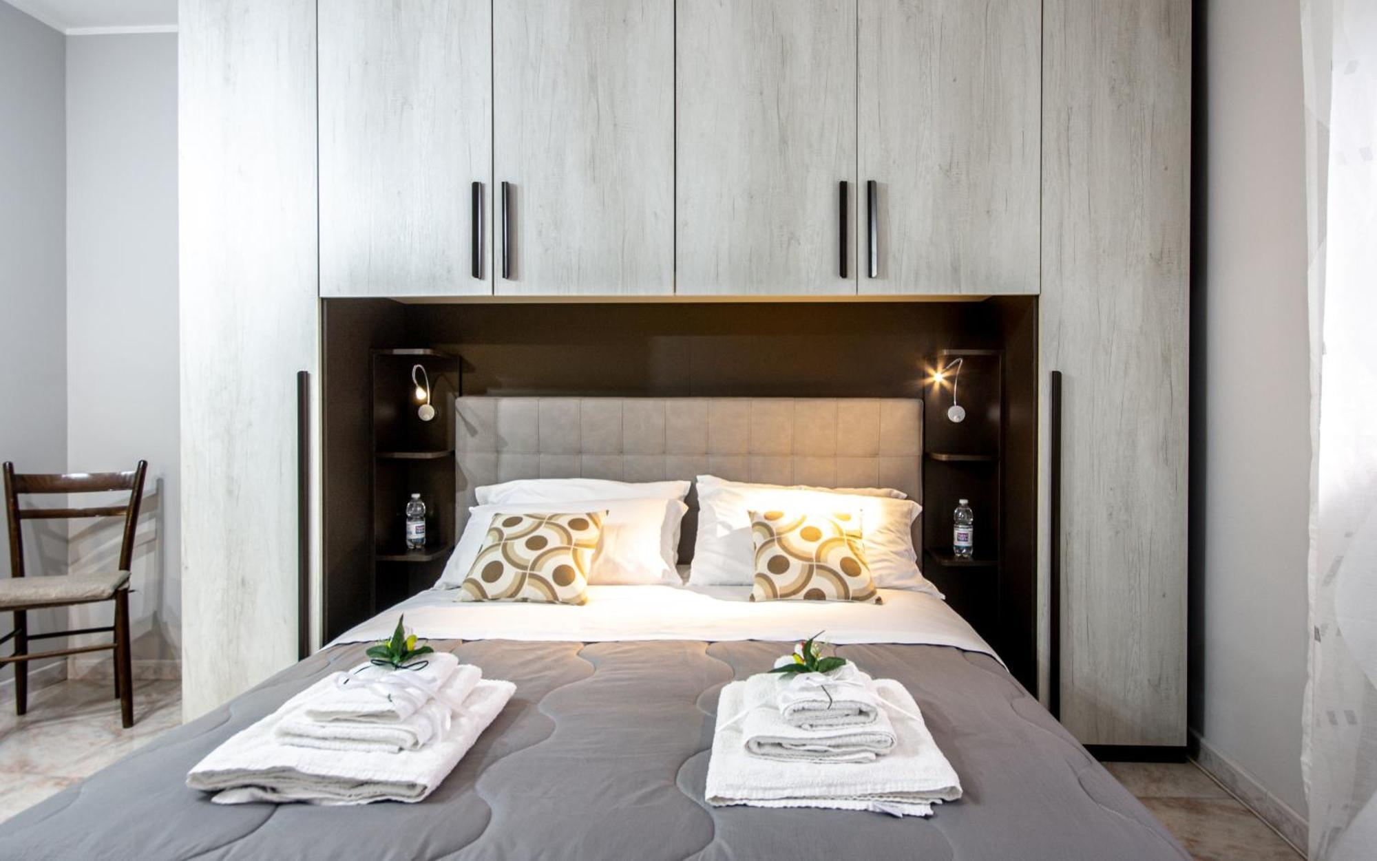 Etna Sunshine Apartments リングアグロッサ エクステリア 写真